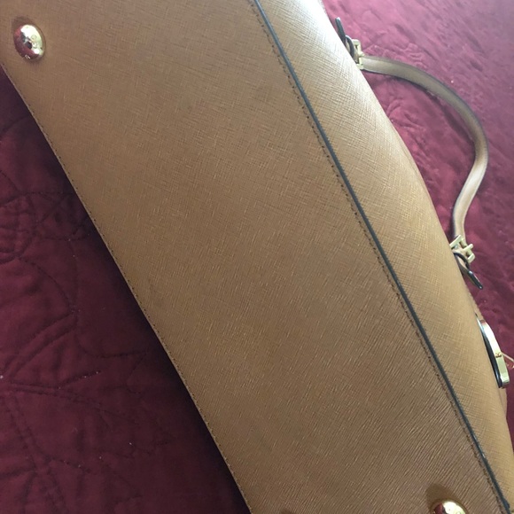 Michael Kors - Picture 3 of 5